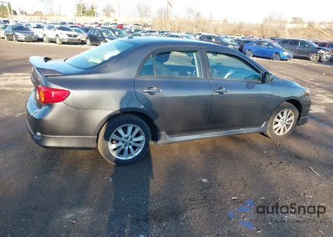 2010 Toyota Corolla S из США, поврежденный, VIN 2T1BU4EE8AC478988